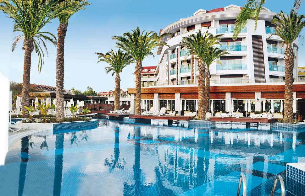 Sunis Evren Beach Resort & Spa